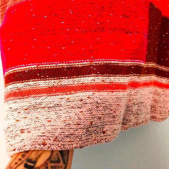 NWT Color-block Knit Blouse NWT - Picture 3 of 5